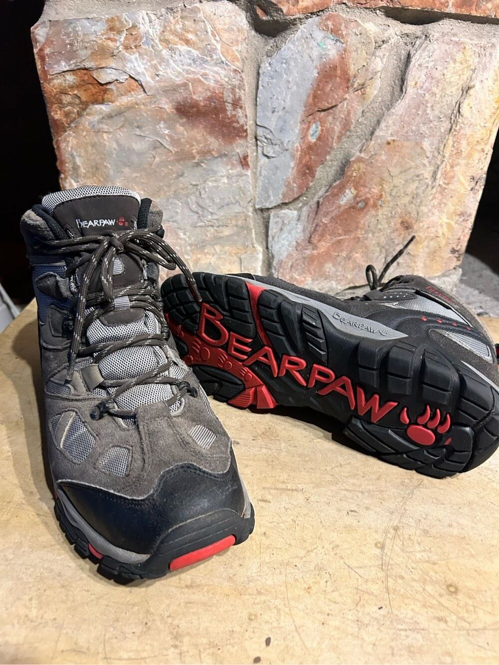 Bearpaw Men’s Lace Up Hiking Boots Waterproof Upper Leather Size 10 1/2